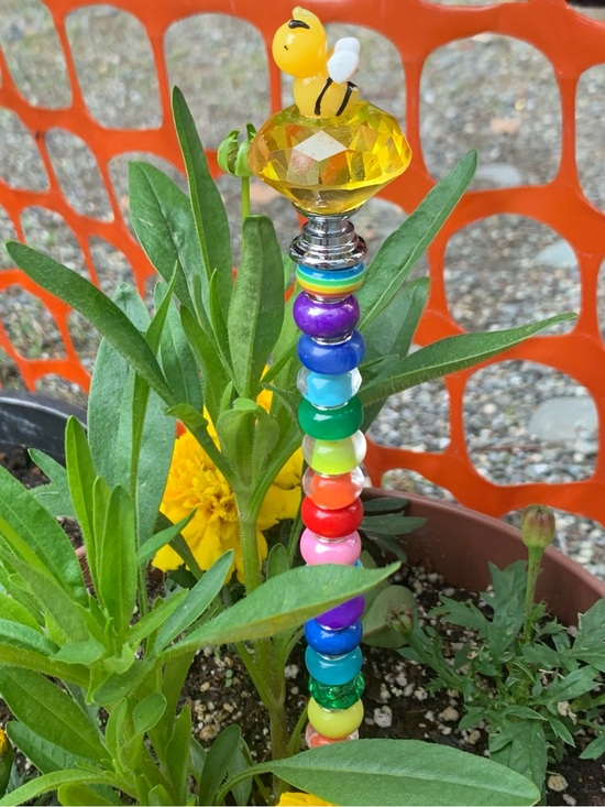 Alaska wild Rose designs Other - Colorful Beaded Fairy Garden Stake with Yellow Bee Top Handmade